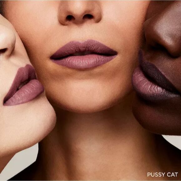 Tom Ford Matte Lipstick in Pussycat (True Mauve) - Picture 6 of 17